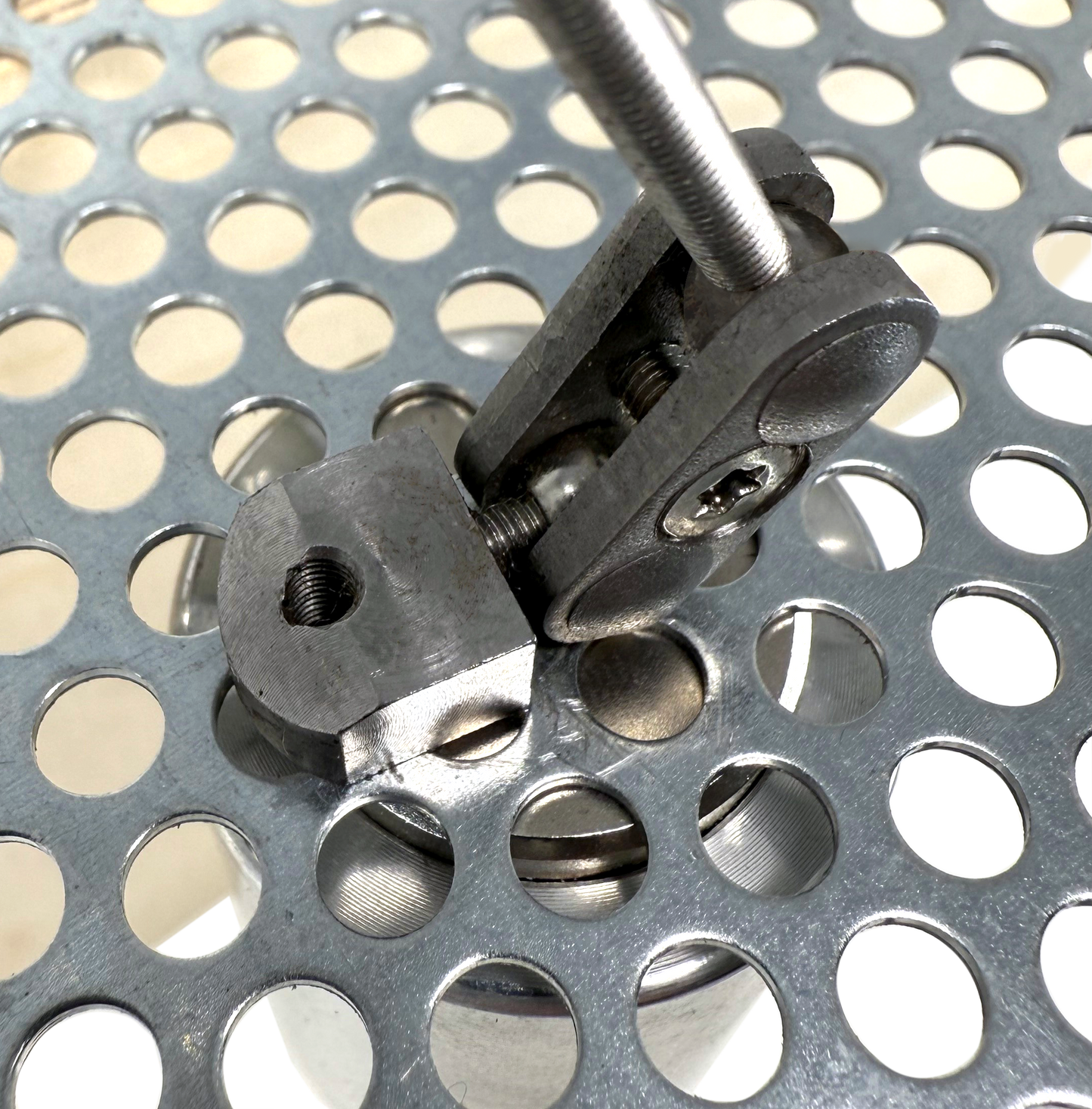 Professional-Magnet in use...
